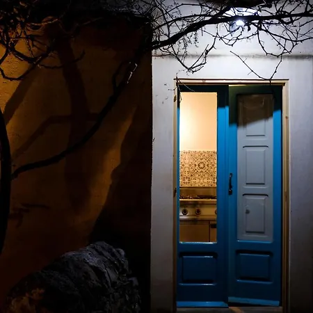בית נופש Il Corvo Di Pietra *