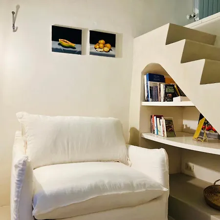 Il Corvo Di Pietra Scicli