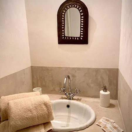 Il Corvo Di Pietra *