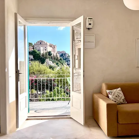 Σπίτι διακοπών Il Corvo Di Pietra