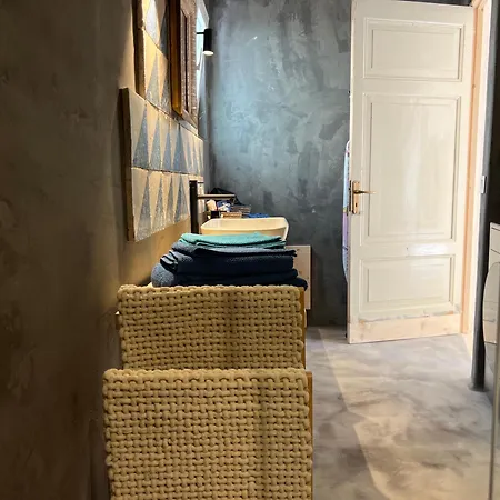 Il Corvo Di Pietra * Scicli